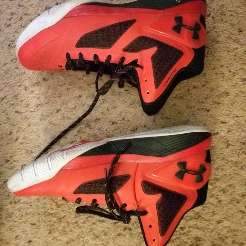 Men's under armour shoes